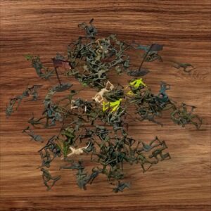 Army Men Toy Soldiers Military Figures Playset Bulk Lot Green‎ Plastic